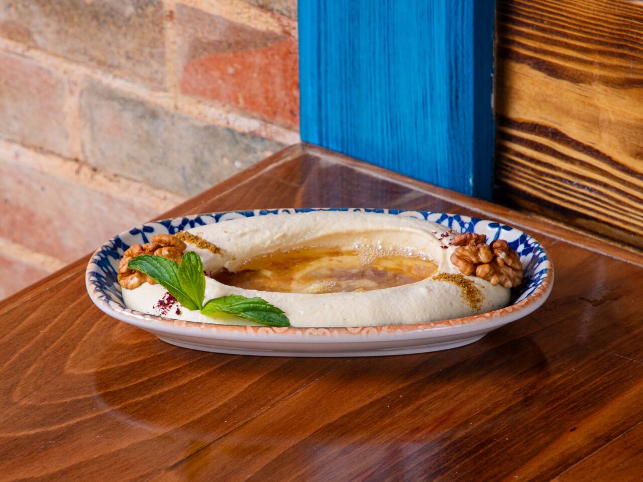 hummus with fats
